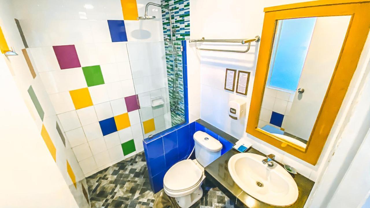K2 Hotel @ Airport Сураттхани Экстерьер фото